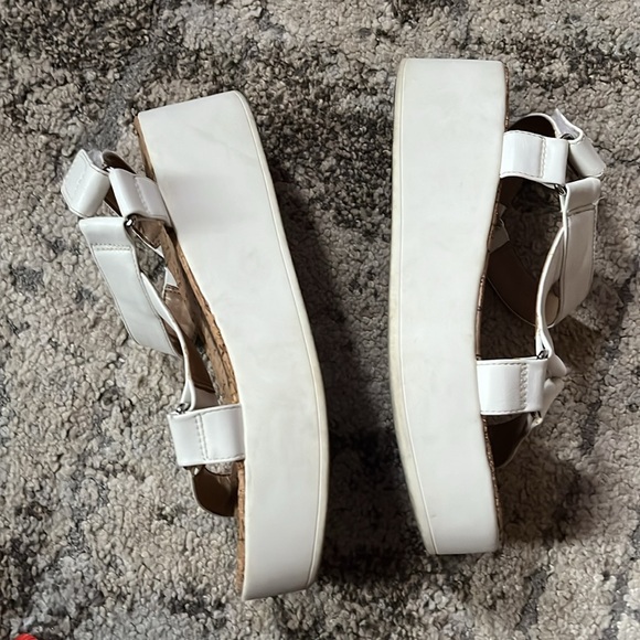 Ladies shoes - Picture 4 of 10